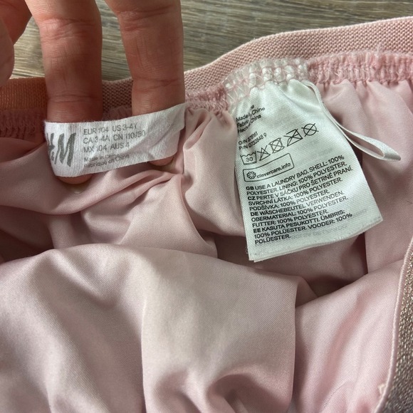 H&M Girls sequin rainbow skirts size 5 - Picture 3 of 3